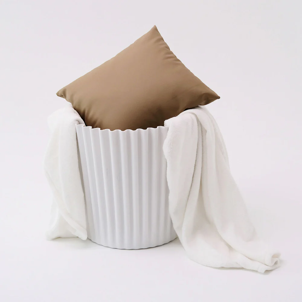 Artiss Set of 4 Cupcake Bar Stools Stackable Foot Stool White - Image 5